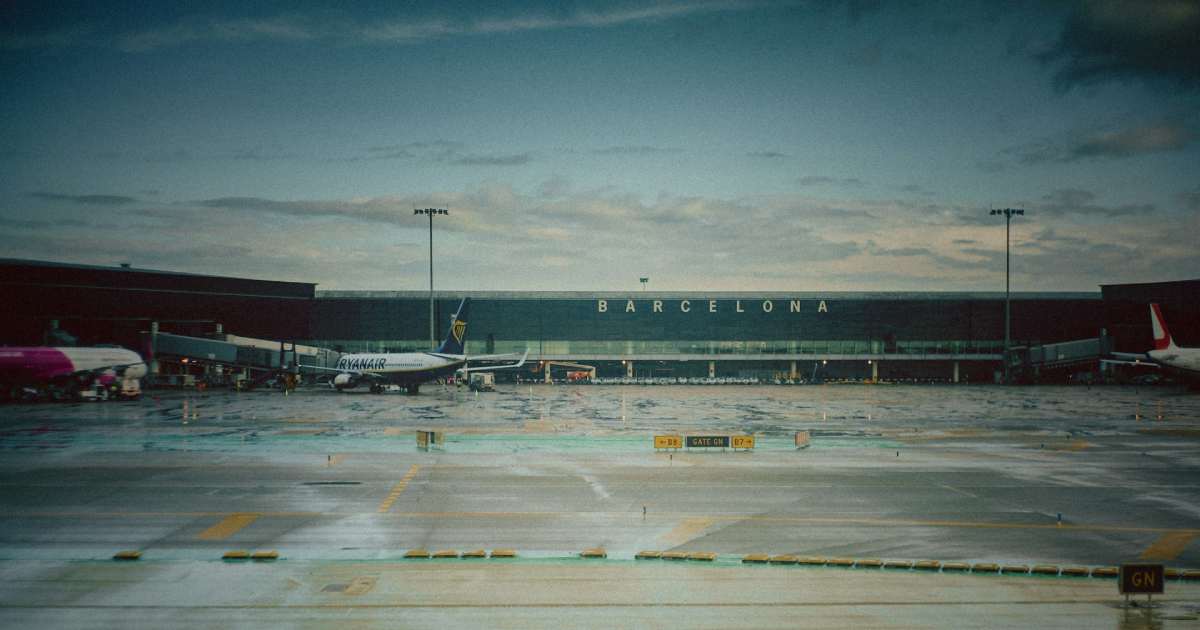 Vuelo cancelado o con retraso en Barcelona-El Prat