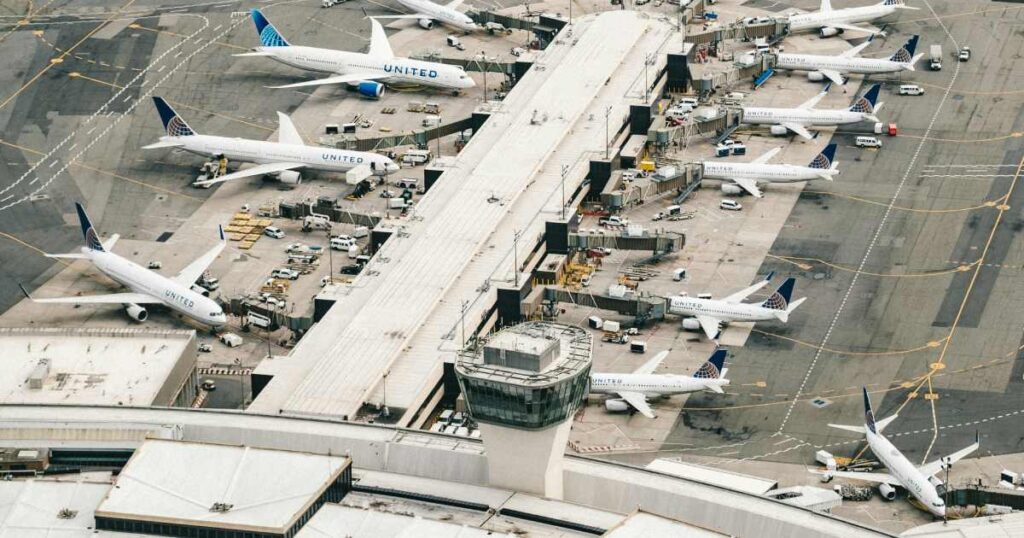 aeropuertos más grandes de españa